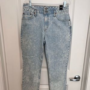 Abercrombie mom jeans